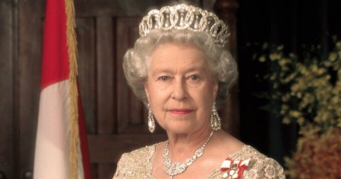 Az egész világ GYÁSZOL! Elhunyt II. Erzsébet brit királynő életének 96. évében! Részvétünk a közvetlen családnak és a VILÁGNAK!
